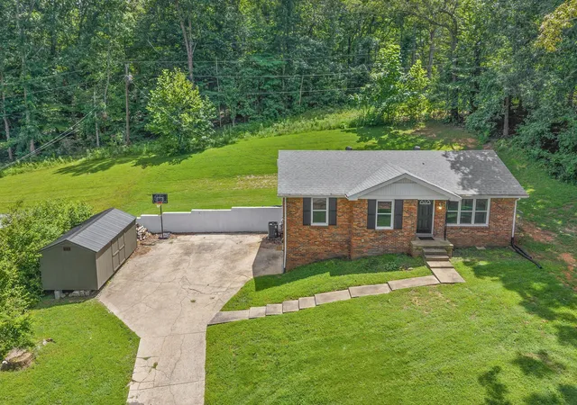 1st image of 684 Dean Rd, Clarksville, TN 37040 | MLS# 3506055