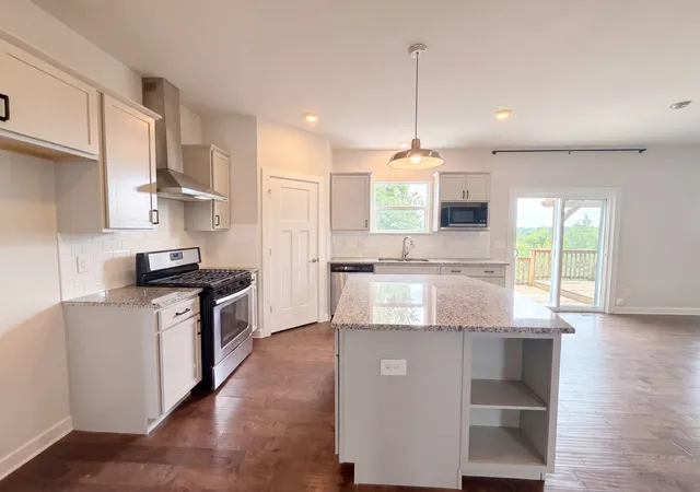 Photo 2 of Single family home for sale at 8052 Brockman Ln, Nashville, TN 37211 | MLS# 3506056 | Listing updated on 2026-08-20