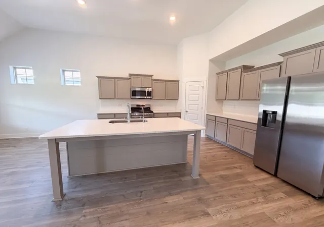 Photo 2 of Single family home for sale at 5815 Shoreline Dr, Rockvale, TN 37153 | MLS# 3506060 | Listing updated on 2026-08-20