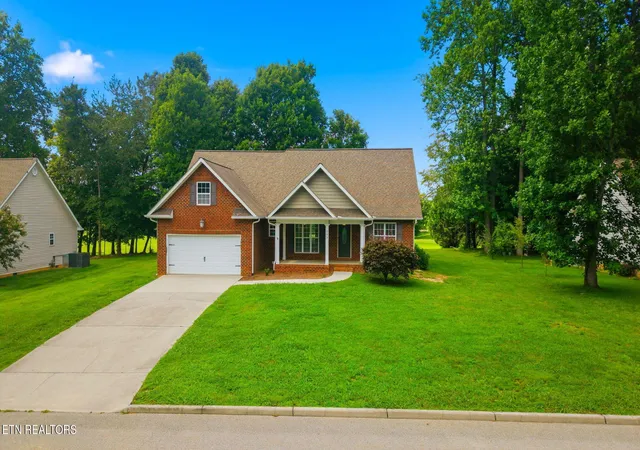 2nd image of 203 Shadows Lawn Dr, Athens, TN 37303 | MLS# 3506066