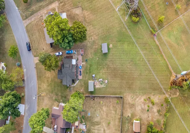 Photo 3 of Single family home for sale at 312 Sunrise Cir, Mount Juliet, TN 37122 | MLS# 3599168 | Listing updated on 2026-09-25