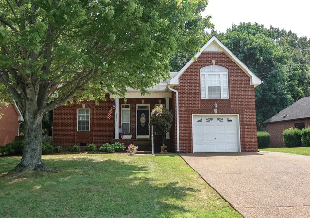 Photo 3 of Single family home for sale at 3000 Indian Ridge Blvd, White House, TN 37188 | MLS# 3506117 | Listing updated on 2026-08-16