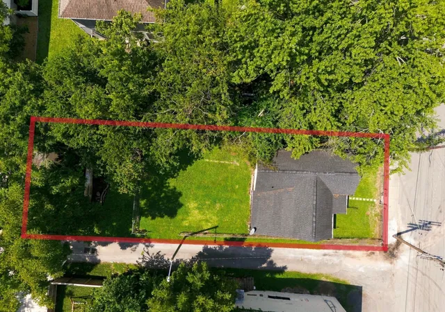 Photo 3 of Single family home for sale at 1307 Clay St, Nashville, TN 37208 | MLS# 3510841 | Listing updated on 2026-08-26