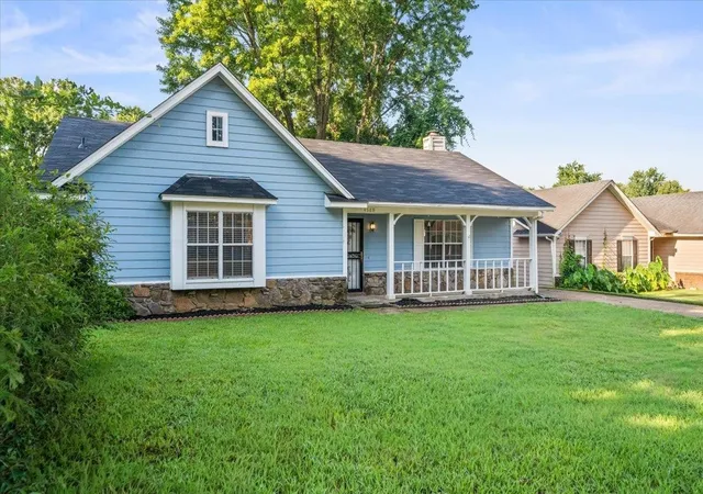 Photo 3 of Single family home for sale at 4569 Columbia Woods Ln, Millington, TN 38053 | MLS# 3527603 | Listing updated on 2026-08-27