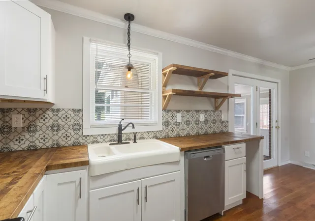 Photo 3 of Single family home for sale at 130 Payne Springs Rd, Dickson, TN 37055 | MLS# 3511200 | Listing updated on 2026-09-14