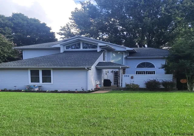 1st image of 104 Breckenridge Rd, Tullahoma, TN 37388 | MLS# 3506151
