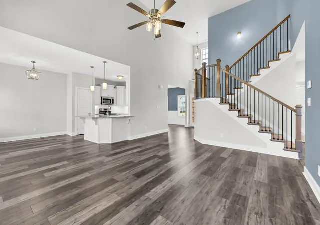 Photo 4 of Single family home for sale at 557 Dexter Dr, Clarksville, TN 37043 | MLS# 3506153 | Listing updated on 2026-08-11