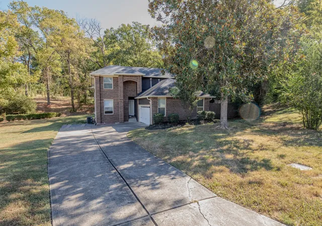 Photo 1 of Single family home for sale at 1748 Ridgemere Ct, Hermitage, TN 37076 | MLS# 3515341 | Listing updated on 2026-10-06
