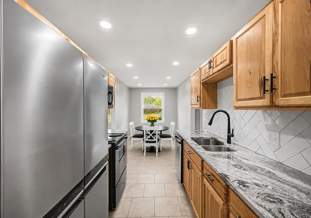 Photo 3 of Single family home for sale at 304 Leo Ct, Nashville, TN 37211 | MLS# 3511206 | Listing updated on 2026-08-20