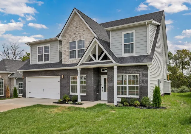 Photo 3 of Single family home for sale at 1135 Mourning Cloak Dr, Clarksville, TN 37043 | MLS# 3506186 | Listing updated on 2026-09-13