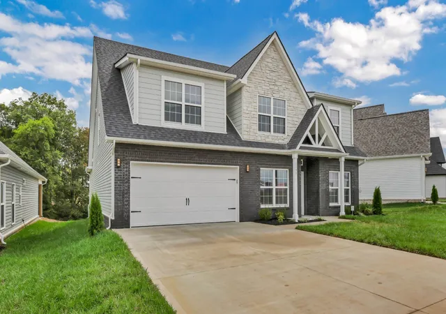Photo 4 of Single family home for sale at 1135 Mourning Cloak Dr, Clarksville, TN 37043 | MLS# 3506186 | Listing updated on 2026-09-13