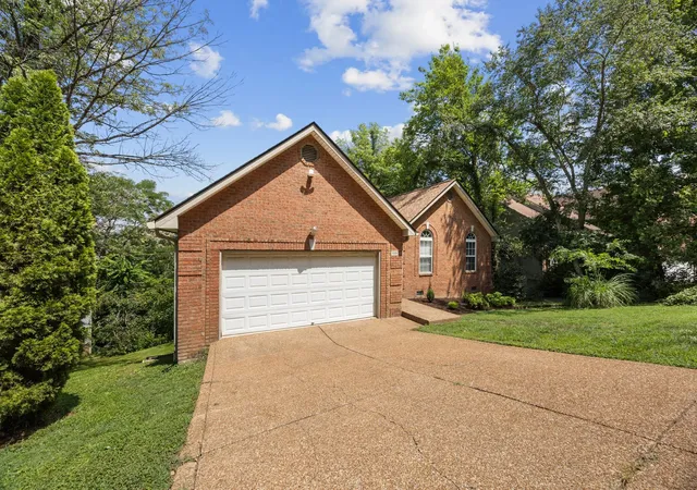 Photo 2 of Single family home for sale at 5333 Windypine Dr, Nashville, TN 37211 | MLS# 3507957 | Listing updated on 2026-09-05