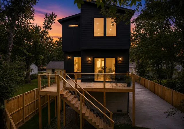 2nd image of 807b Morrow Rd, Nashville, TN 37209 | MLS# 3510851