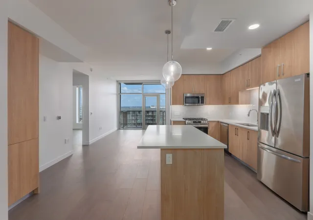 Photo 3 of Condo for sale at 1212 Demonbreun St #A10, Nashville, TN 37203 | MLS# 3508158 | Listing updated on 2026-10-04