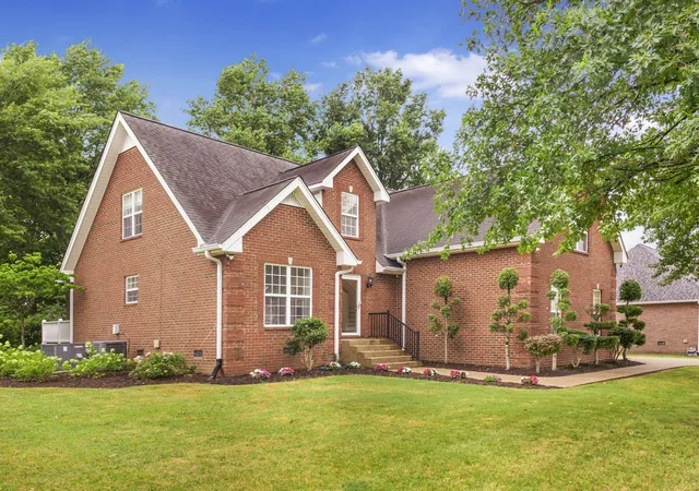 Photo 1 of Single family home for sale at 306 Chestnut Ln, Lebanon, TN 37087 | MLS# 3512584 | Listing updated on 2026-09-13