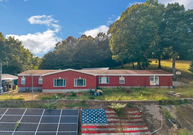 3rd image of 500 Long Hollow Rd, Pulaski, TN 38478 | MLS# 3510245