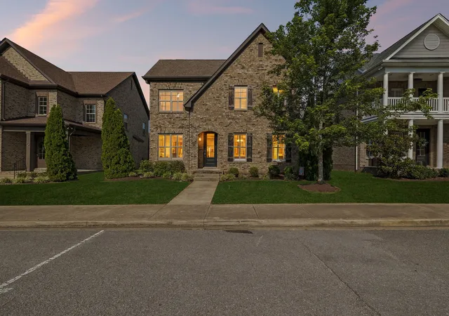 Single family home for sale at 1082 N Mcmahan Dr, Gallatin, TN 37066 | MLS# 3506568