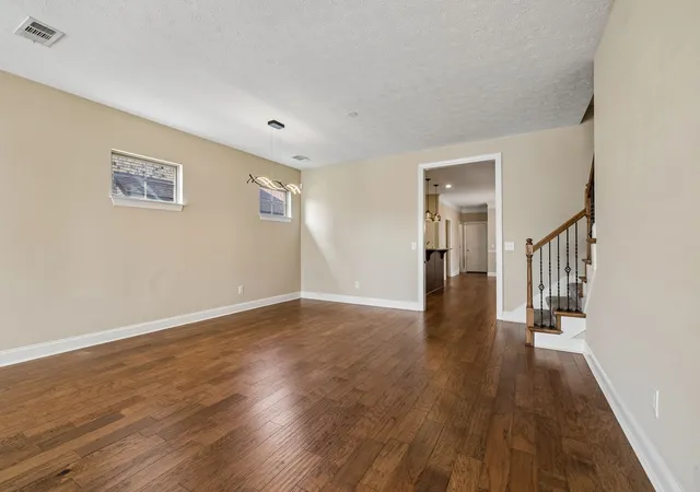 Photo 4 of Single family home for sale at 1082 N Mcmahan Dr, Gallatin, TN 37066 | MLS# 3506568 | Listing updated on 2026-10-07