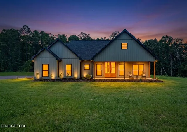2nd image of 1458 Taylor Pl Rd, Jamestown, TN 38556 | MLS# 3506528