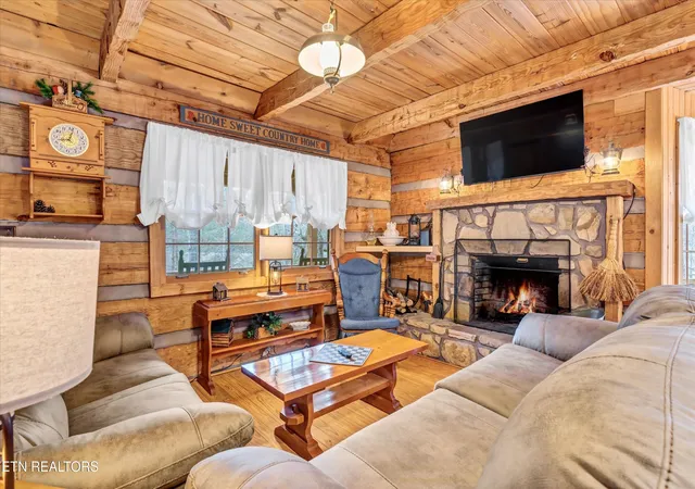 Photo 3 of Single family home for sale at 1505 Dawn Ln, Sevierville, TN 37876 | MLS# 3506565 | Listing updated on 2026-10-08