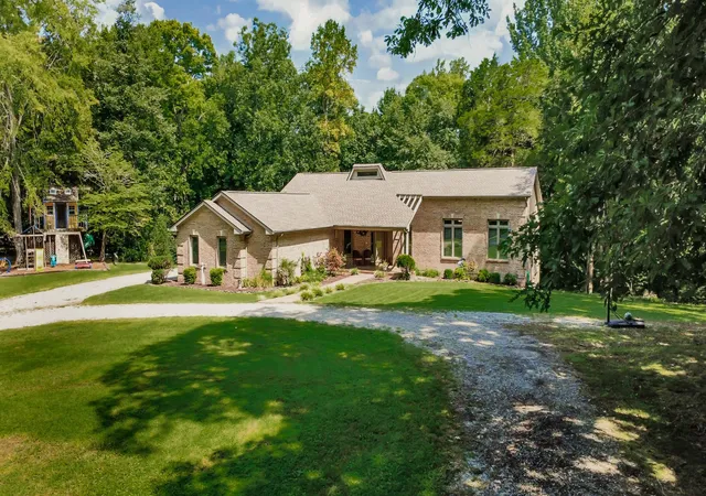 1st image of 3101 Flint Ridge Rd, Palmyra, TN 37142 | MLS# 3514186