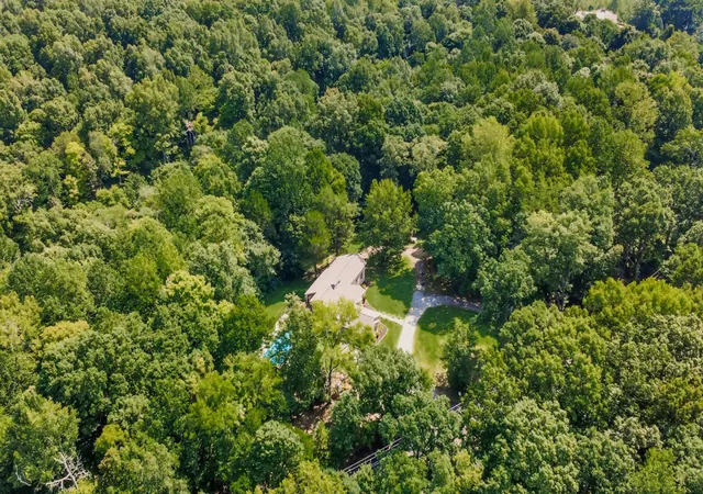 3rd image of 3101 Flint Ridge Rd, Palmyra, TN 37142 | MLS# 3514186