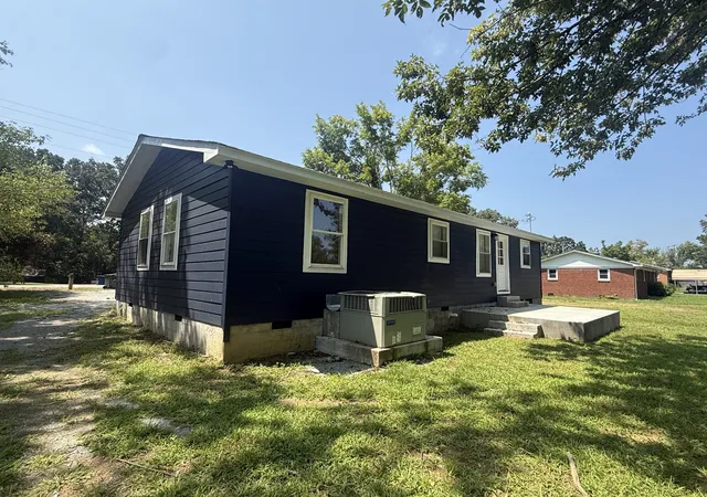 4th image of 501 Smith Ave, Hohenwald, TN 38462 | MLS# 3508233