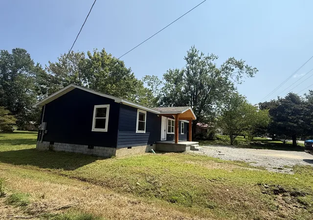 5th image of 501 Smith Ave, Hohenwald, TN 38462 | MLS# 3508233