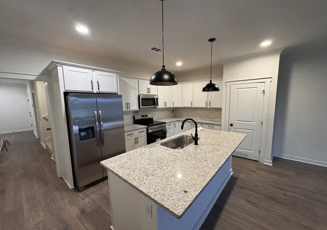 Photo 3 of Townhouse for sale at 529 W Foxrun, Springfield, TN 37172 | MLS# 3508004 | Listing updated on 2026-10-10