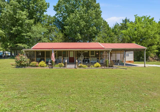 2nd image of 1846 Cypress Creek Rd, Linden, TN 37096 | MLS# 3508034