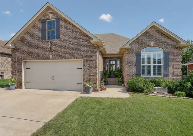 Photo 1 of Single family home for sale at 516 Becks Pl, Gallatin, TN 37066 | MLS# 3593574 | Listing updated on 2026-09-26
