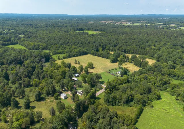 3rd image of 2395 Mount Lebanon Rd, Lewisburg, TN 37091 | MLS# 3520310