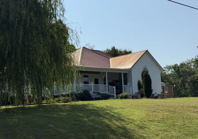 2nd image of 209 Old Flat Creek Rd, Shelbyville, TN 37160 | MLS# 3509971