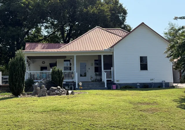 3rd image of 209 Old Flat Creek Rd, Shelbyville, TN 37160 | MLS# 3509971