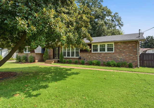 3rd image of 826 Rebel Cir, Franklin, TN 37064 | MLS# 3512927