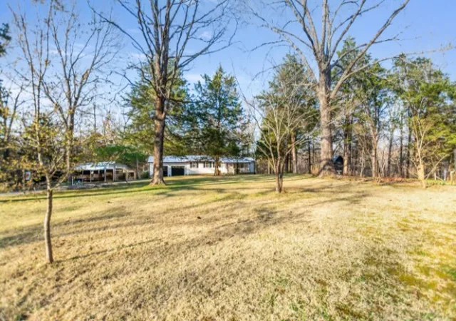 3rd image of 3435 Smith Pl, Clarksville, TN 37040 | MLS# 3510211