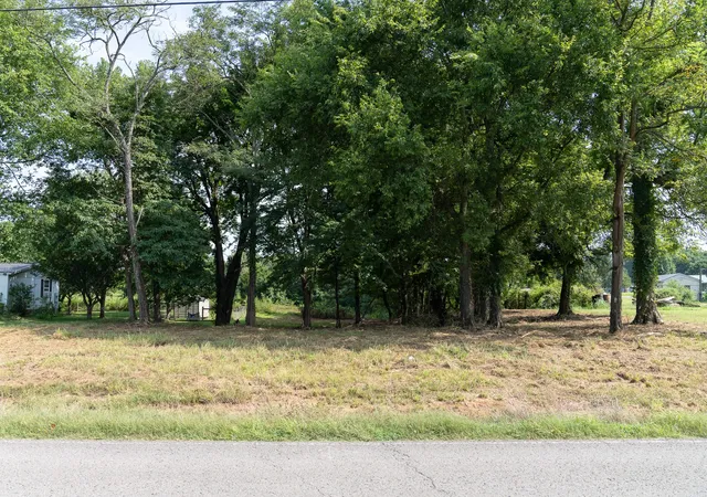 4th image of 244 Howell Hill Rd, Fayetteville, TN 37334 | MLS# 3510415