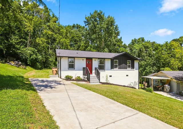 Photo 2 of Single family home for sale at 625 Maclaurin Ct, Nashville, TN 37207 | MLS# 3531103 | Listing updated on 2026-09-02