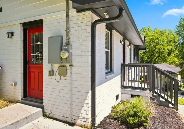 Photo 3 of Single family home for sale at 625 Maclaurin Ct, Nashville, TN 37207 | MLS# 3531103 | Listing updated on 2026-09-02
