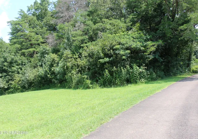 1st image of 1 County Road 892, Etowah, TN 37331 | MLS# 3508145