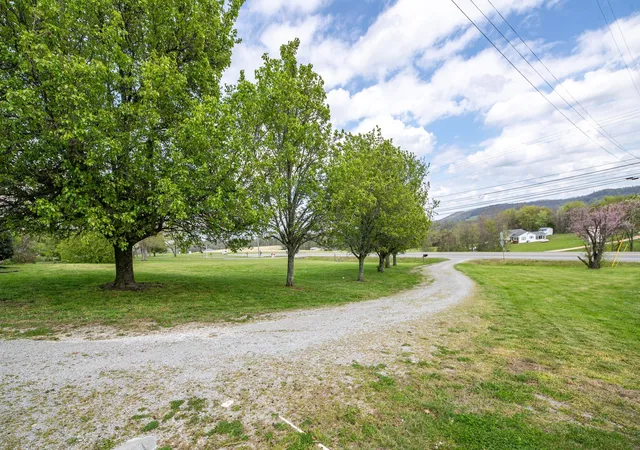 2nd image of 511 N Main St, Cornersville, TN 37047 | MLS# 3508254