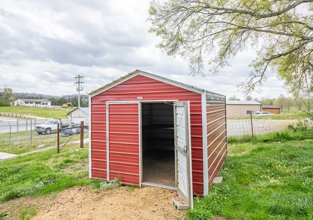 5th image of 511 N Main St, Cornersville, TN 37047 | MLS# 3508254