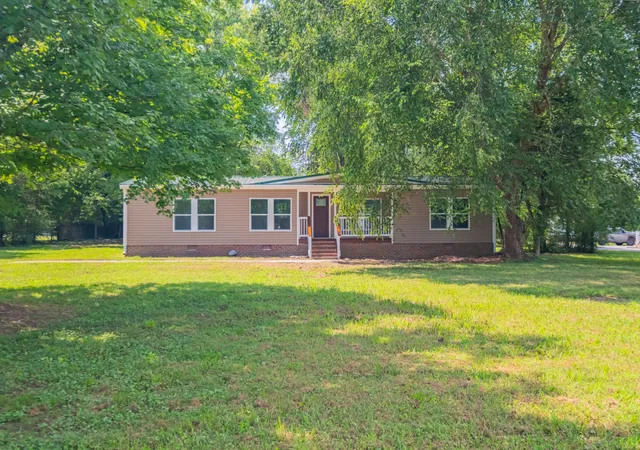 2nd image of 12571 Old Tullahoma Rd, Tullahoma, TN 37388 | MLS# 3509894