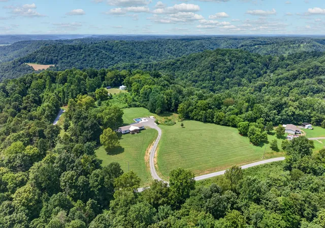 4th image of 380 Beaver Ln, Gainesboro, TN 38562 | MLS# 3509893