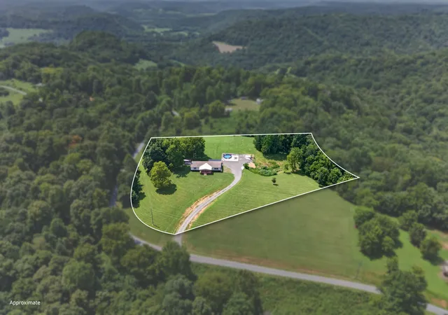 5th image of 380 Beaver Ln, Gainesboro, TN 38562 | MLS# 3509893