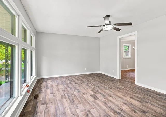 Photo 2 of Single family home for sale at 1302 Ellington Dr, Lafayette, TN 37083 | MLS# 3513229 | Listing updated on 2026-09-30