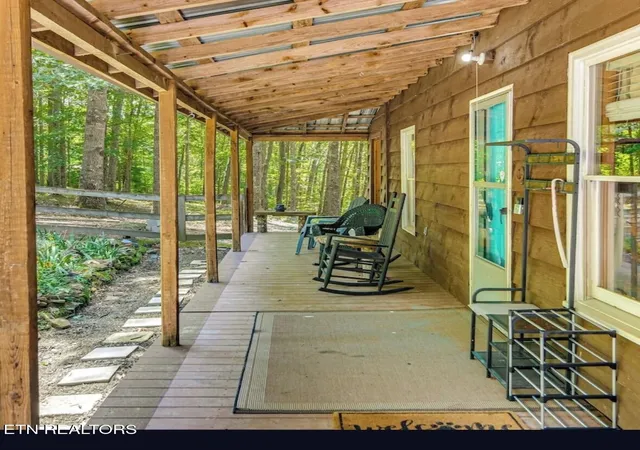 4th image of 360 Joe Barnett Rd, Jamestown, TN 38556 | MLS# 3508256
