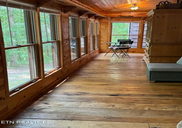 5th image of 360 Joe Barnett Rd, Jamestown, TN 38556 | MLS# 3508256
