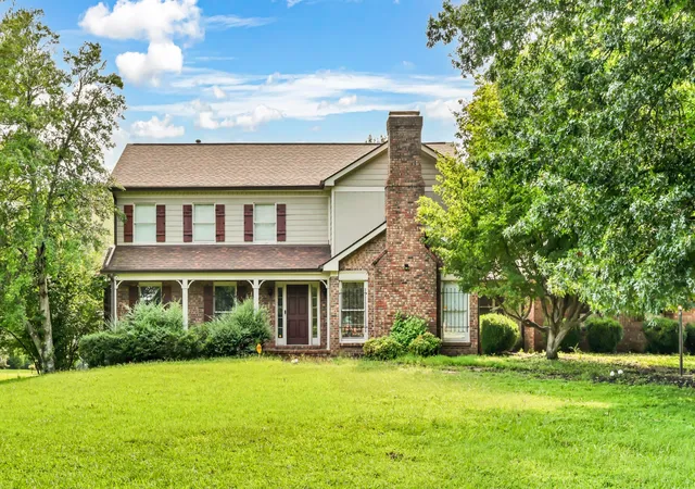 1st image of 592 Fairway Wingate, Clarksville, TN 37043 | MLS# 3510304