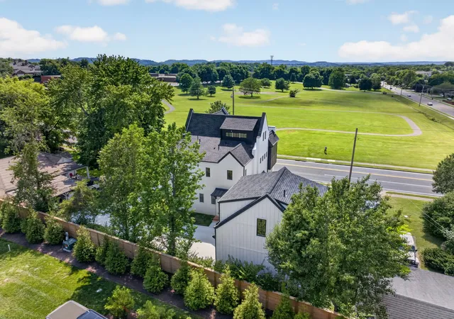 Photo 4 of Single family home for sale at 152 Ralston Ln, Franklin, TN 37064 | MLS# 3510717 | Listing updated on 2026-09-03